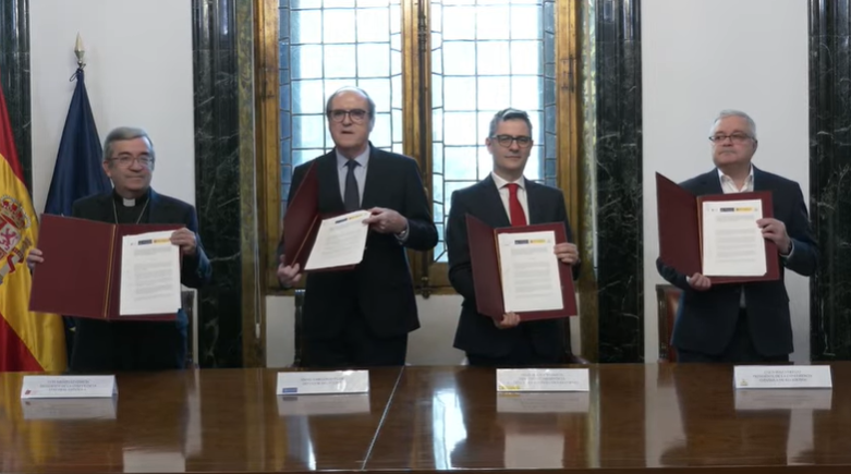 El Gobierno y la Iglesia firman el protocolo para indemnizar a las ...